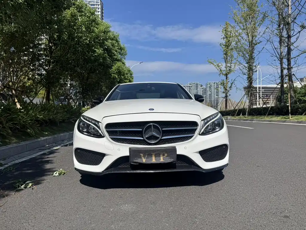 Mercedes-Benz C-Class — миниатюра 2