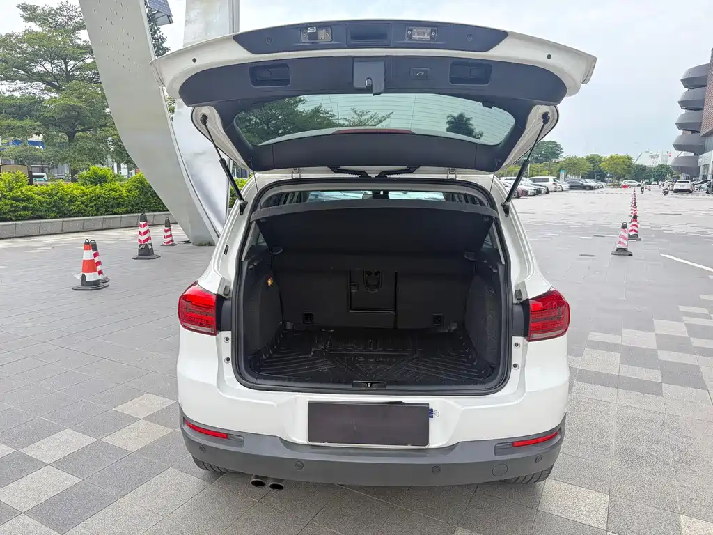 Volkswagen Tiguan — миниатюра 15