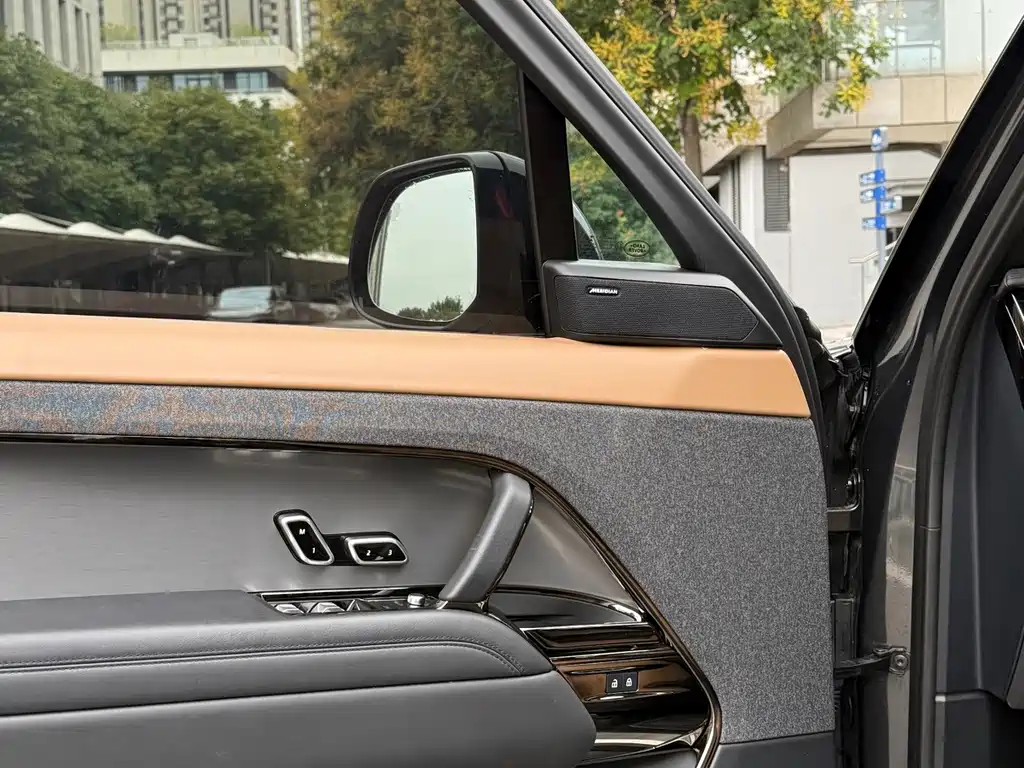 Land Rover Sport — миниатюра 13