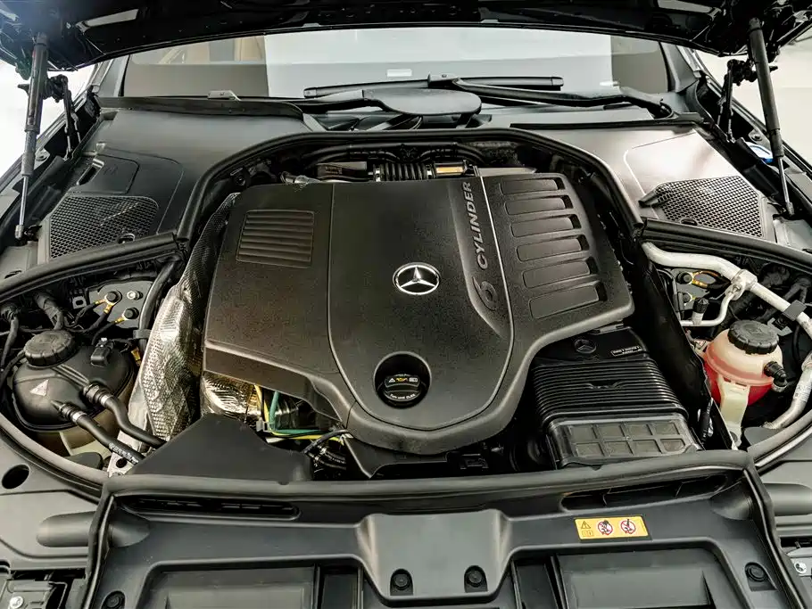 Mercedes-Benz S-Class — миниатюра 24