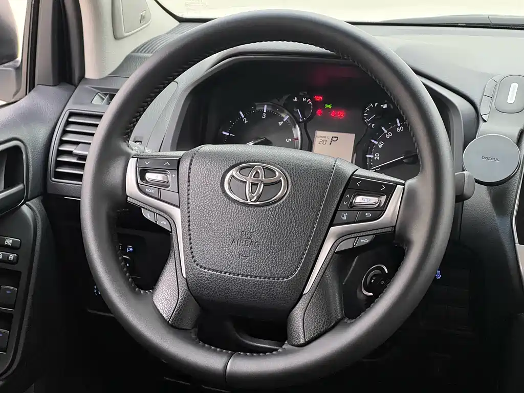 Toyota Prado (Import) — миниатюра 9