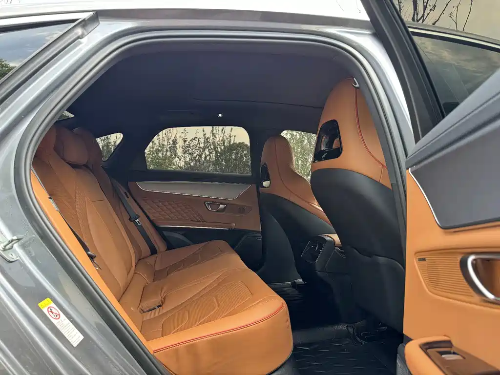BYD Han — миниатюра 10