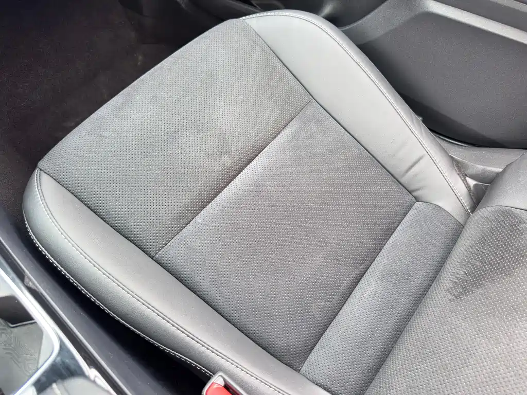 Toyota Camry — миниатюра 19