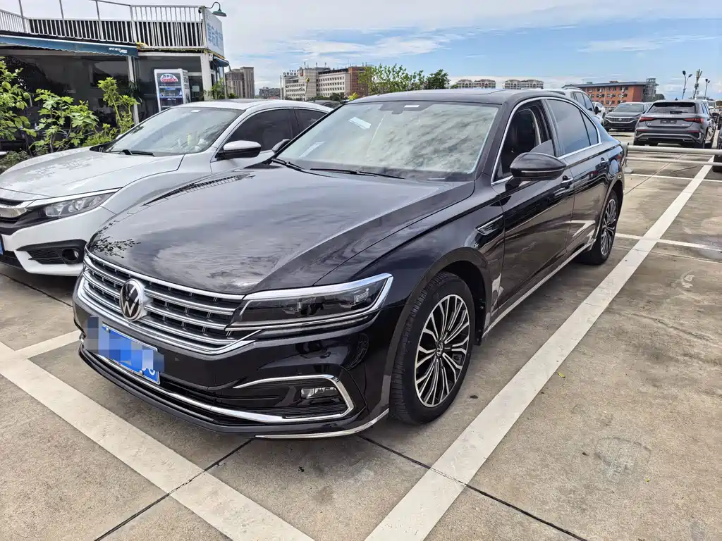 Volkswagen Phideon