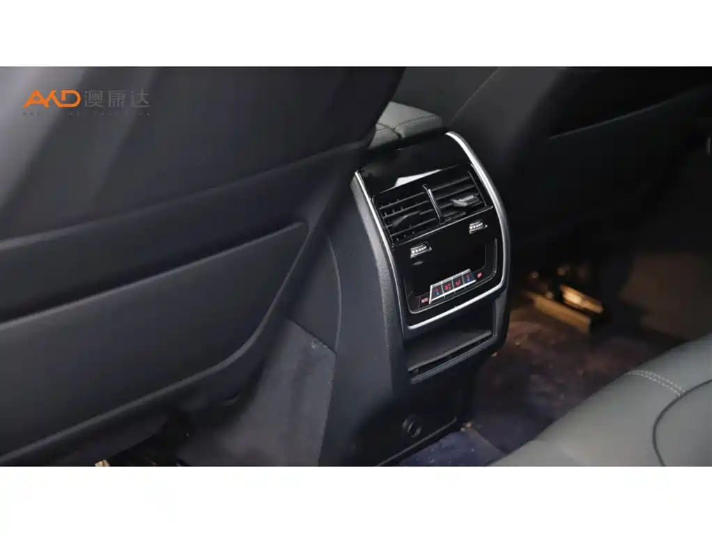 BMW X6 M — миниатюра 9