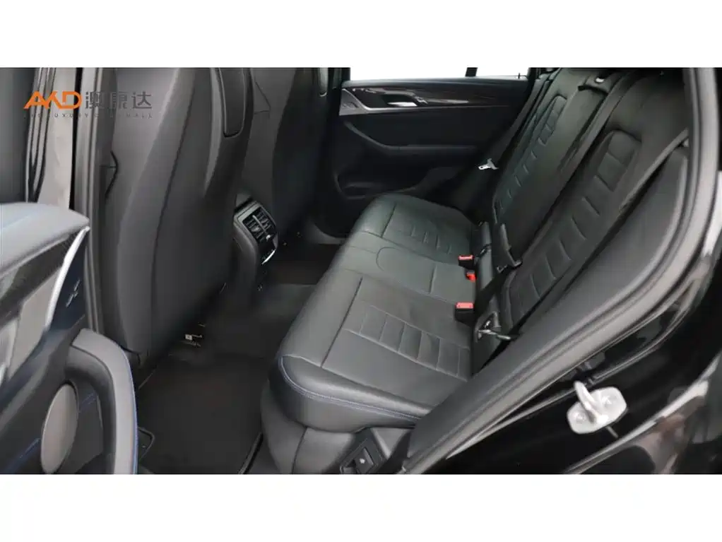 BMW X4 M40i — миниатюра 7