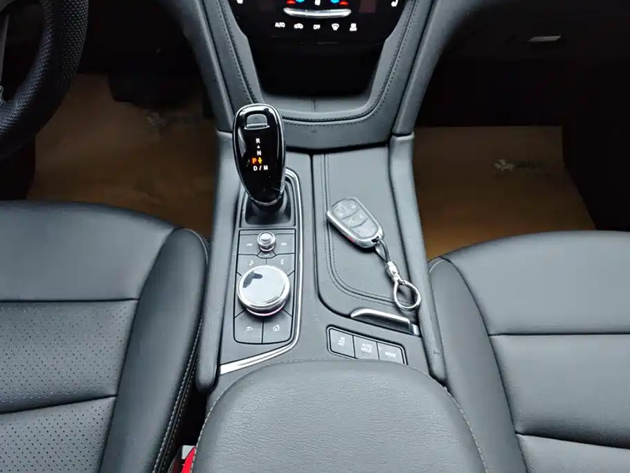 Cadillac XT5 — миниатюра 16