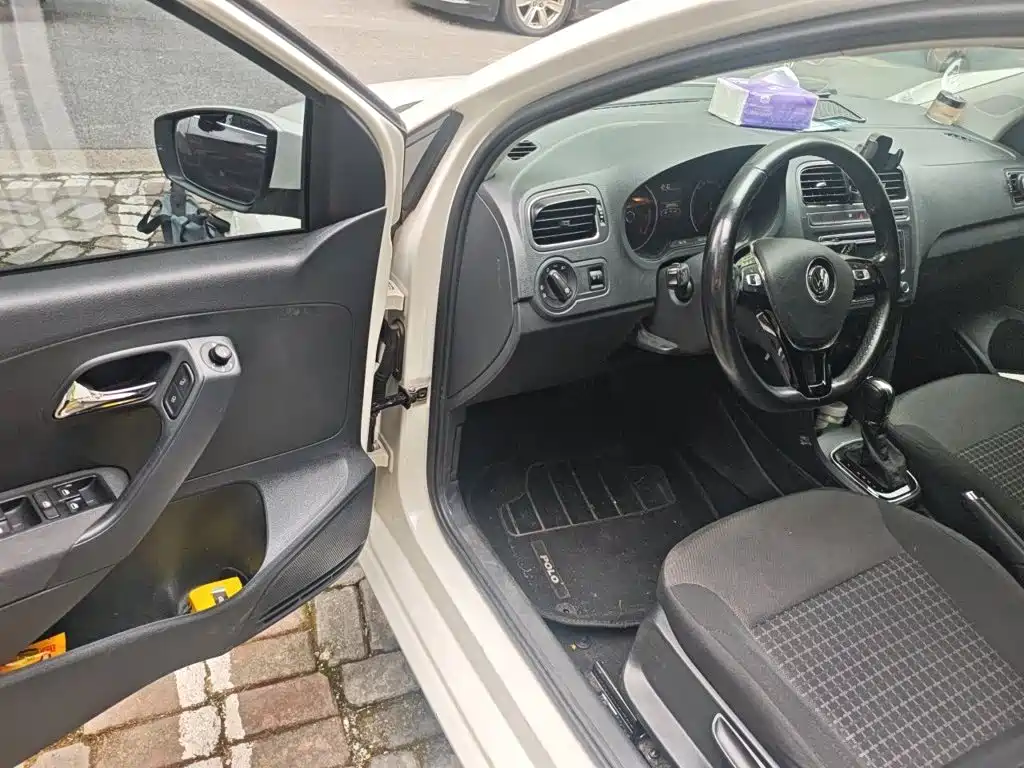 Volkswagen Polo — миниатюра 13