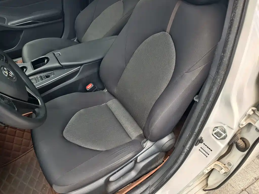 Toyota Avalon — миниатюра 11