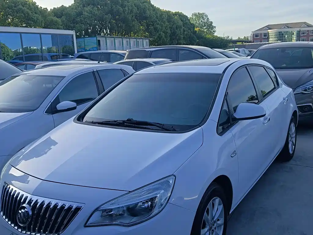 Buick Excelle 2014