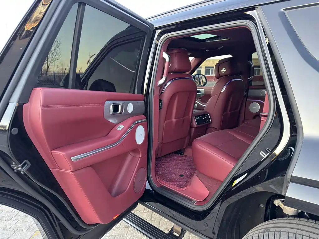 TANK TANK 700 NEW ENERGY