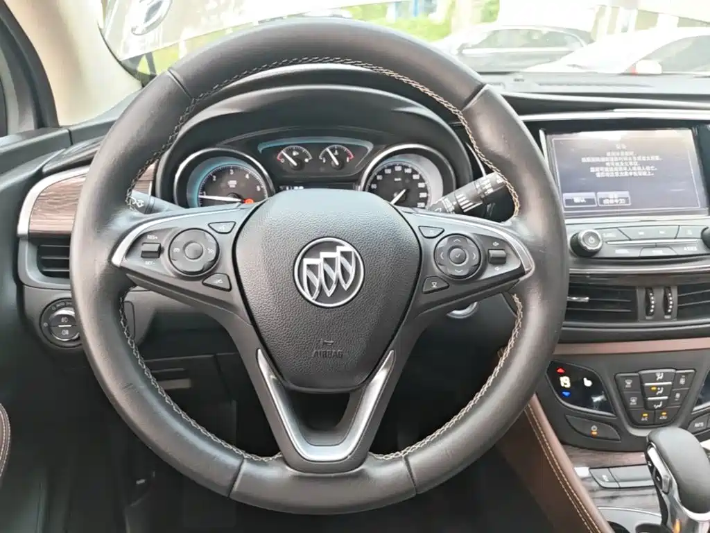 Buick Envision Plus — миниатюра 11