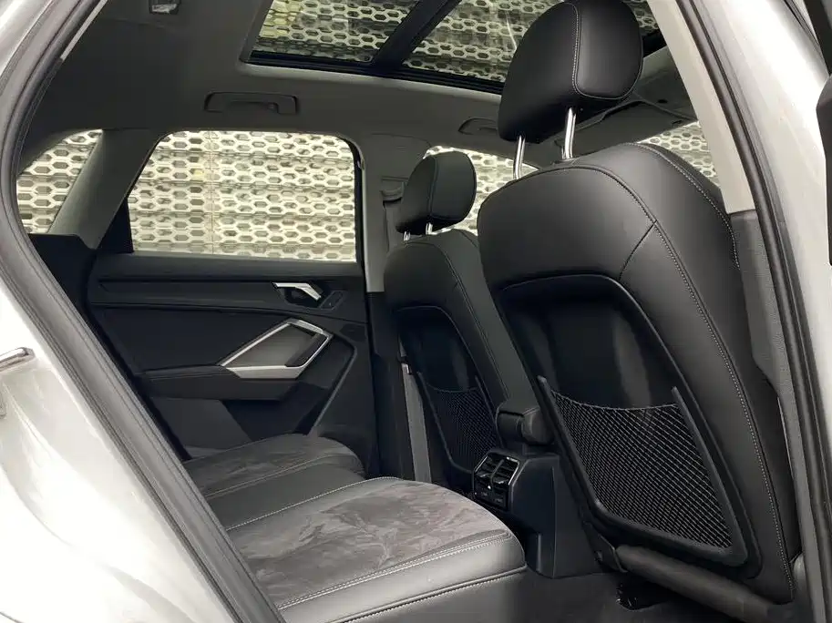 Audi Q3 — миниатюра 12