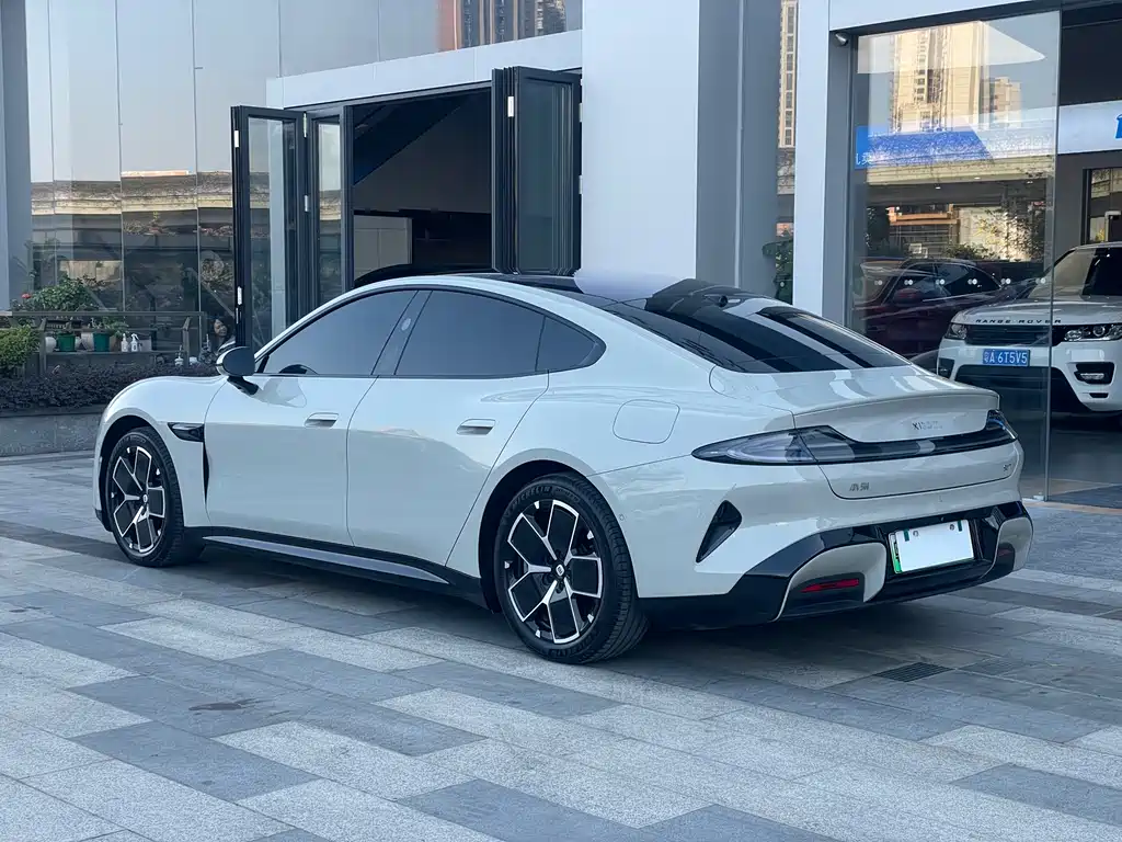 XIAOMI CAR XIAOMI SU7