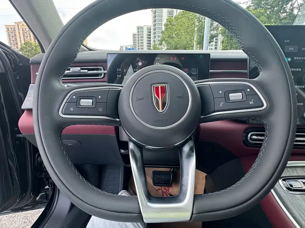 Hongqi Hongqi H5 — миниатюра 4