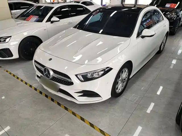 MERCEDES-BENZ A CLASS
