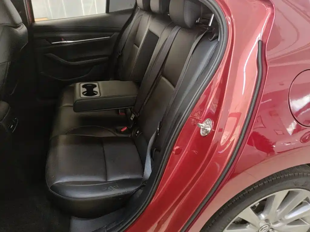 Mazda 3 Axela — миниатюра 17