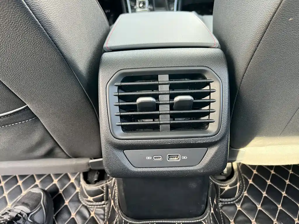 Volkswagen Lamando — миниатюра 11