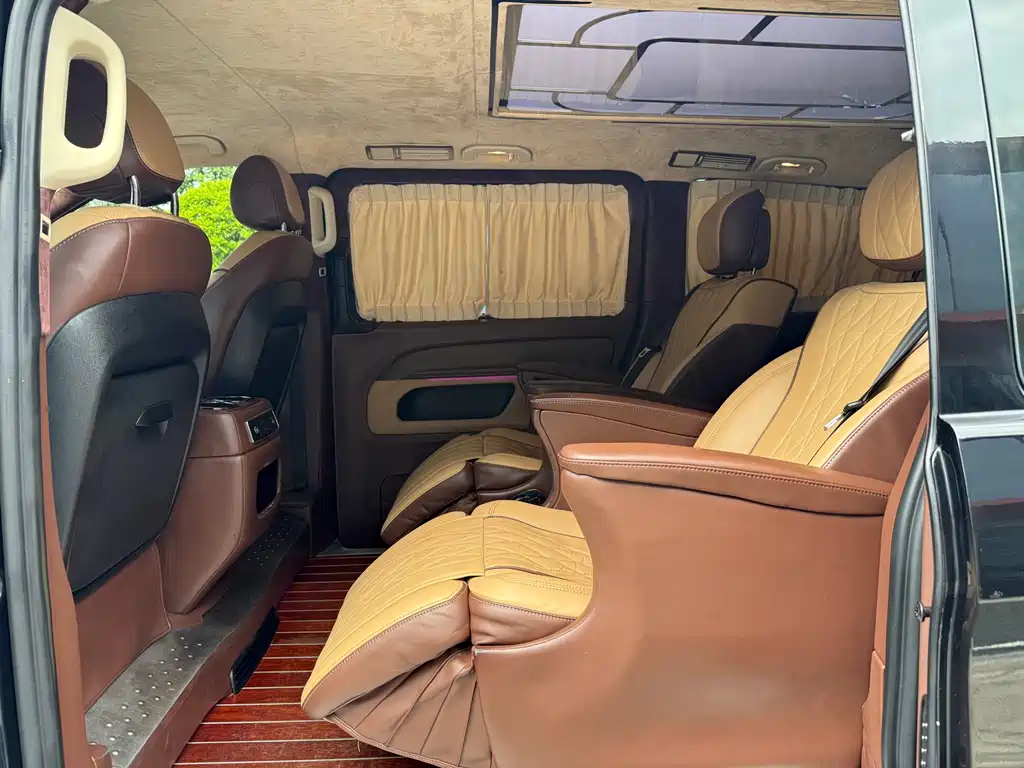 Mercedes-Benz Vito — миниатюра 9