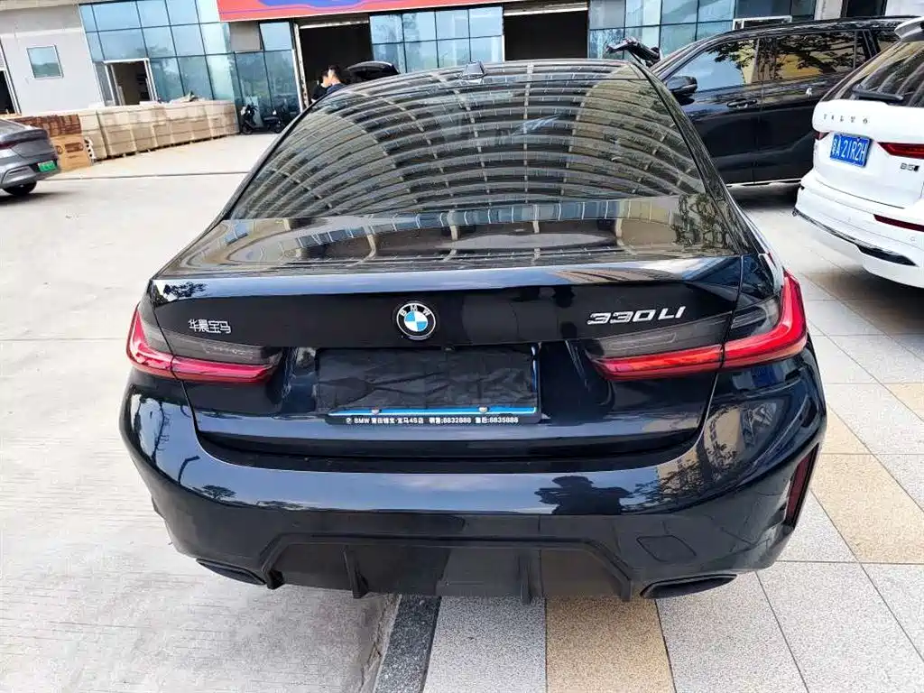 BMW 3 Series — миниатюра 7
