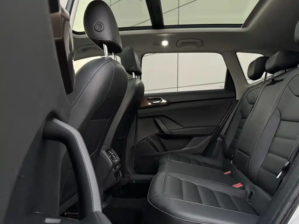 Volkswagen Tharu — миниатюра 9
