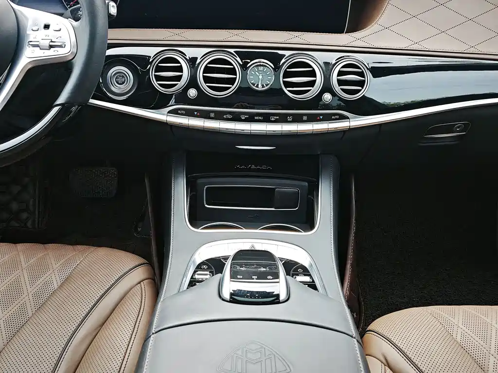 Mercedes-Benz S-Class — миниатюра 11