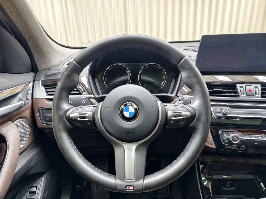 BMW X1 — миниатюра 17