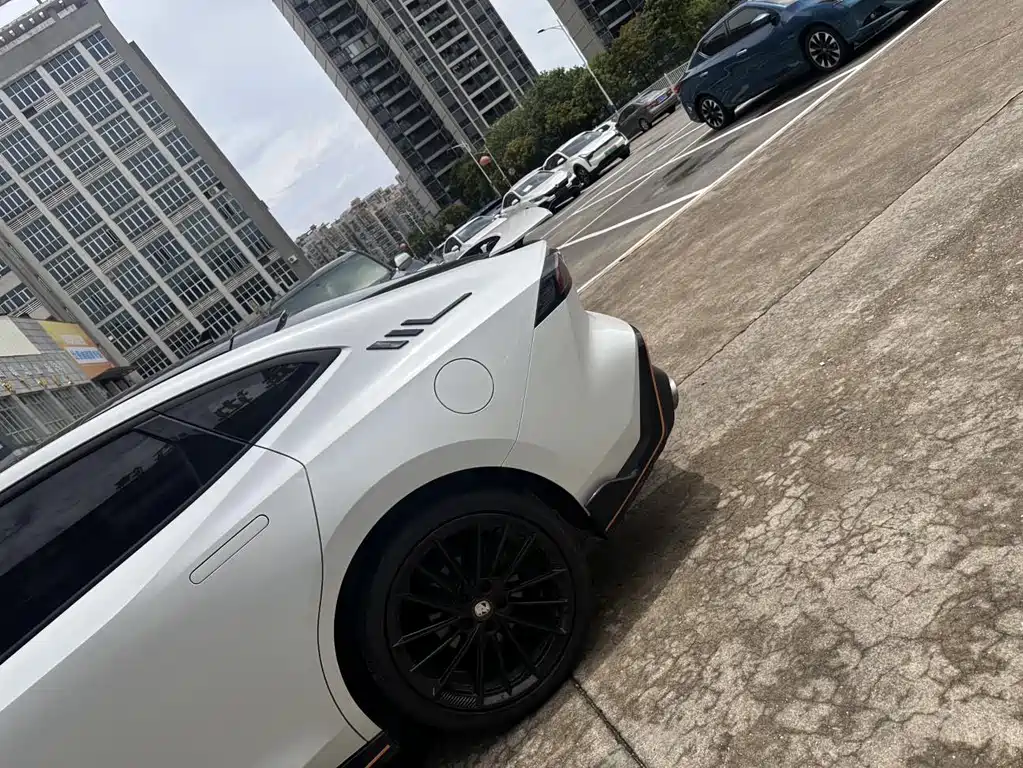 Changan UNI-V — миниатюра 7