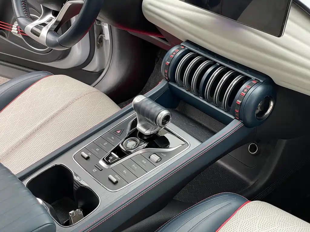 BYD Yuan Plus — миниатюра 16