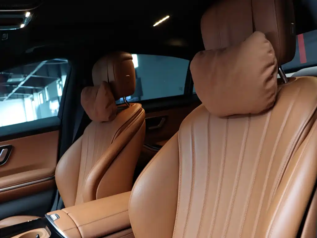 Mercedes-Benz S-Class — миниатюра 11