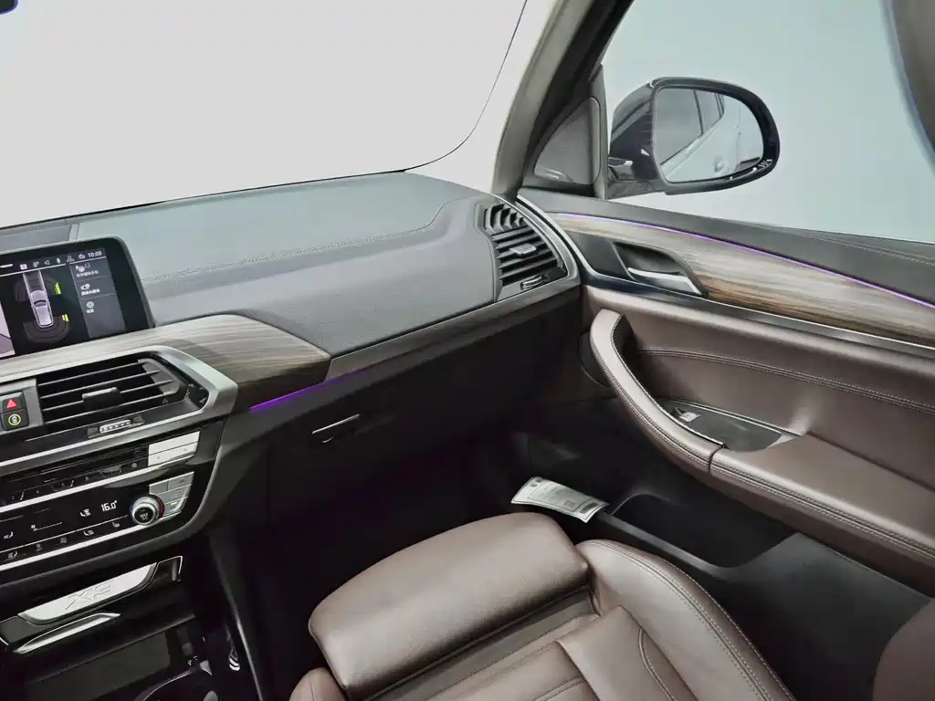 BMW X3 — миниатюра 10