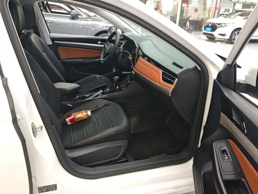 Volkswagen Bora — миниатюра 25