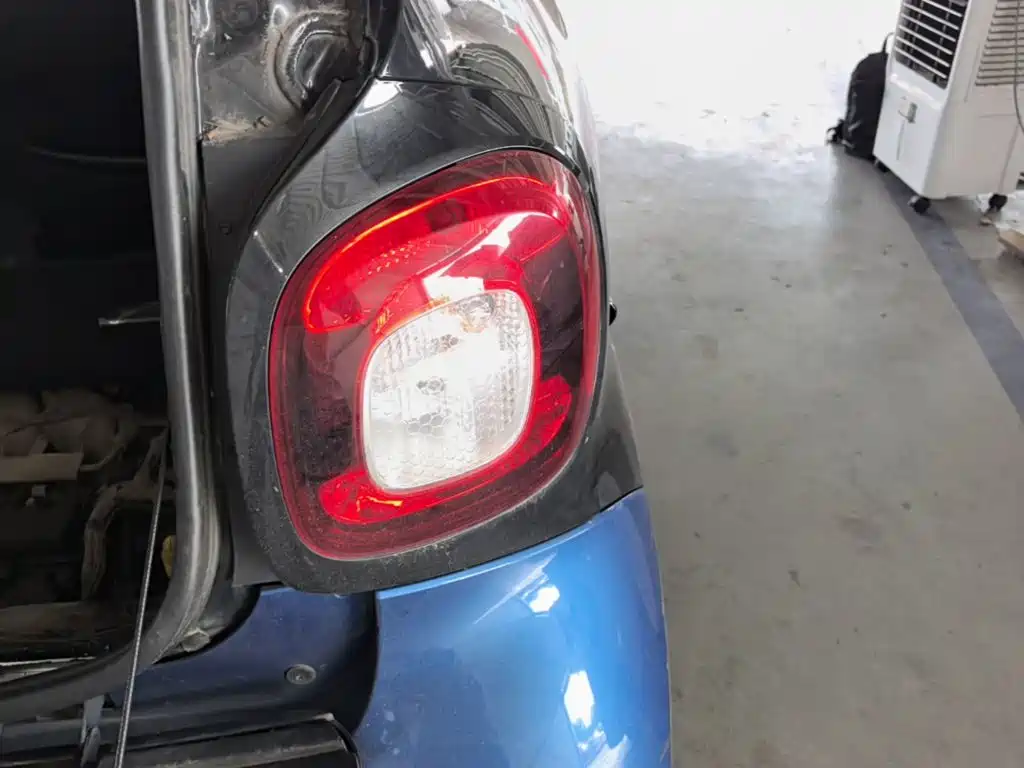 smart Smart Fortwo — миниатюра 8