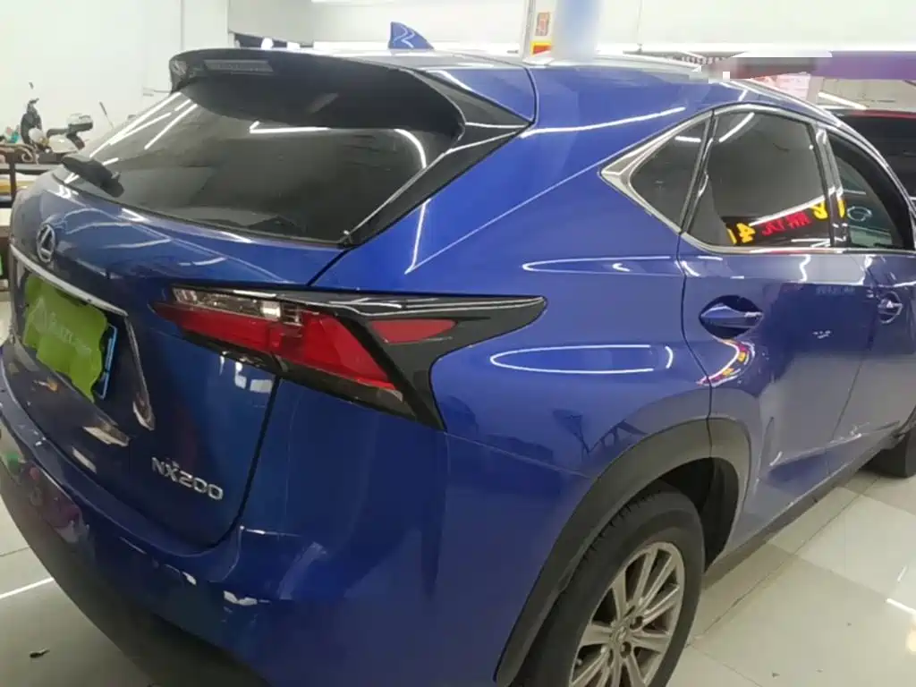 Lexus NX — миниатюра 7