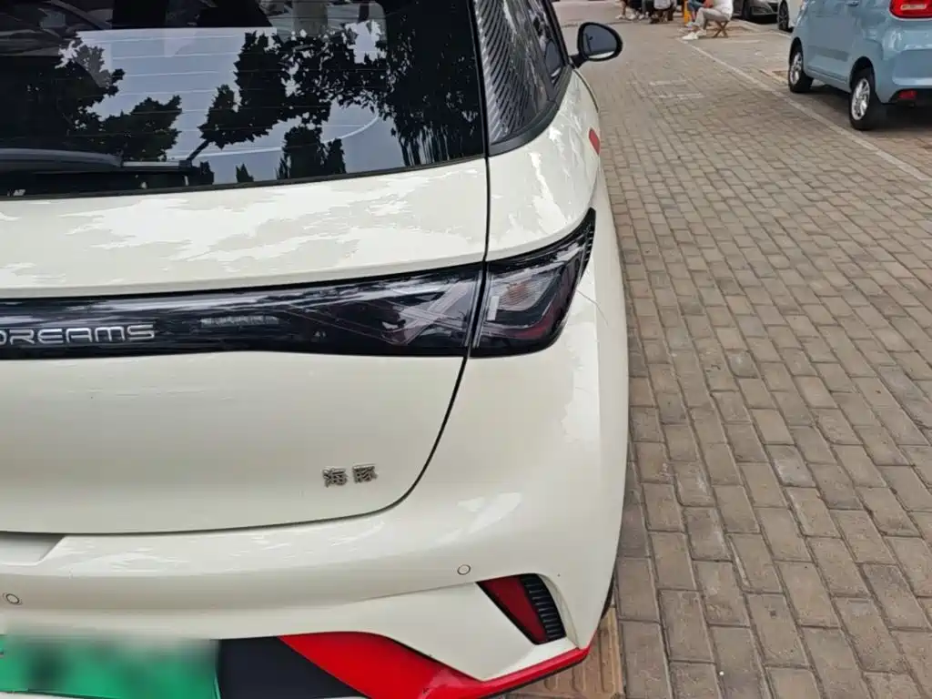 BYD Dolphin — миниатюра 8
