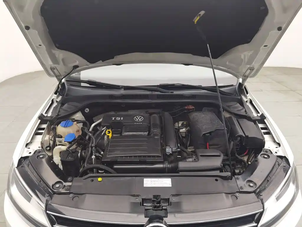 Volkswagen Sagitar — миниатюра 6