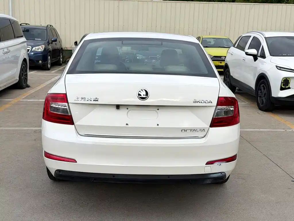 Skoda Octavia — миниатюра 5