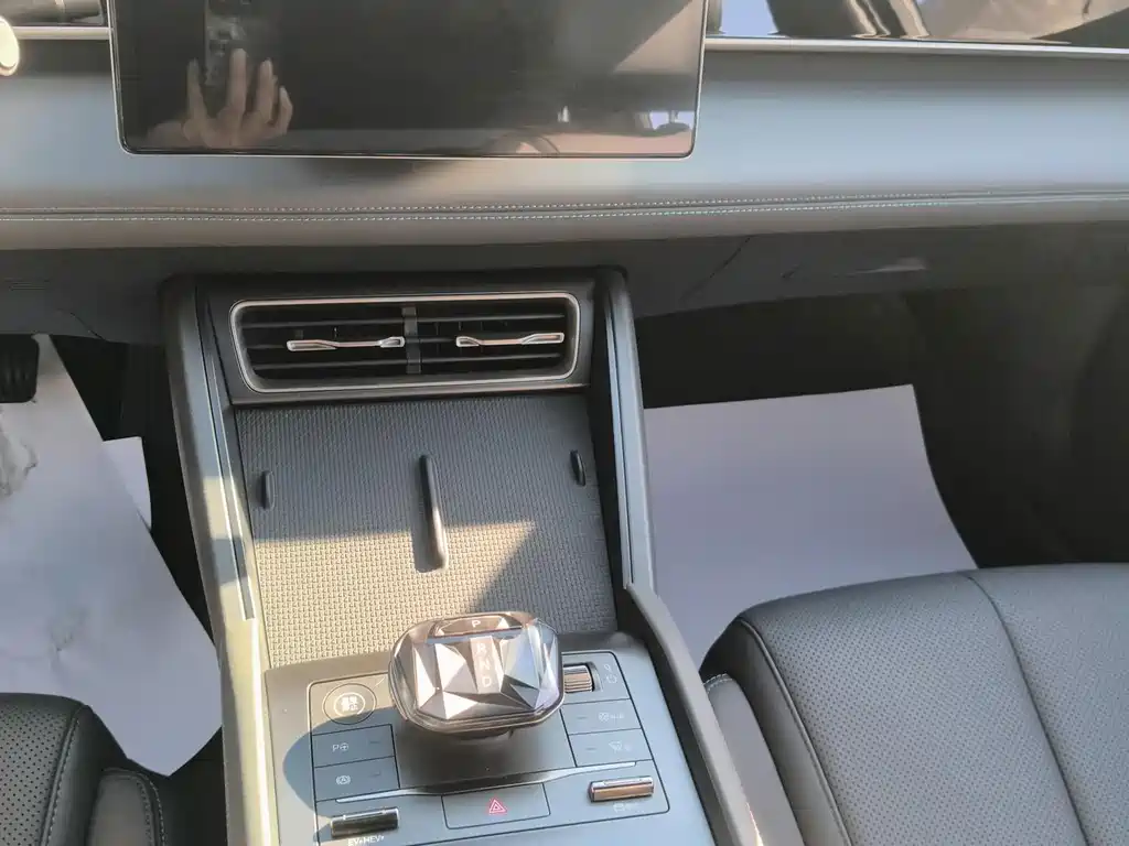 BYD Qin L — миниатюра 8