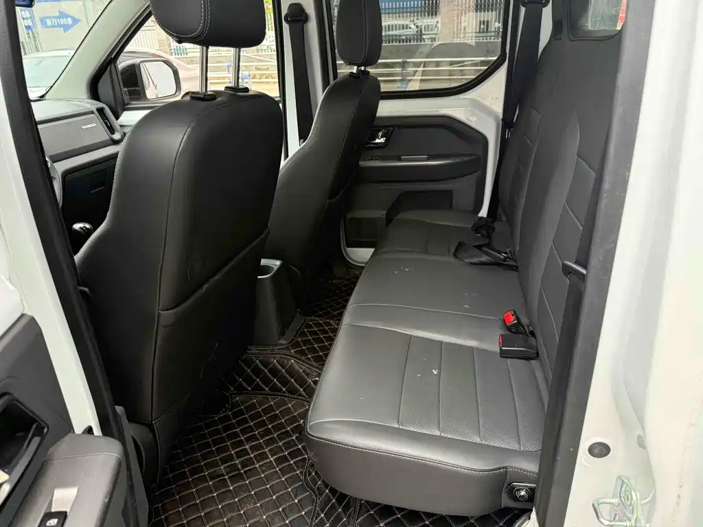 Wuling Journey — миниатюра 10