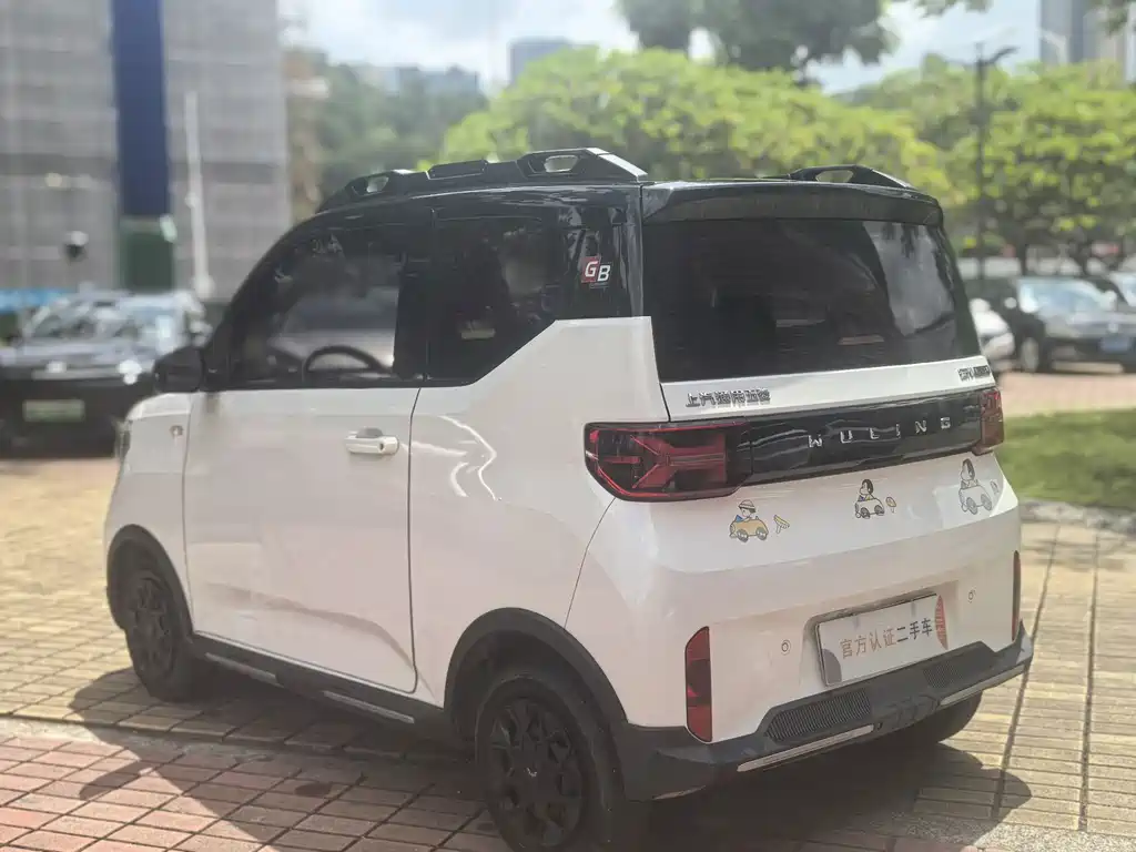Wuling MINIEV — миниатюра 9