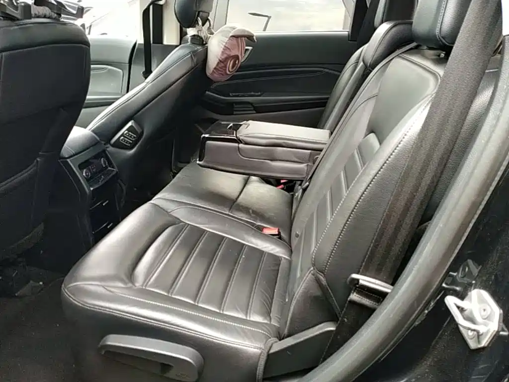 Ford Edge — миниатюра 17