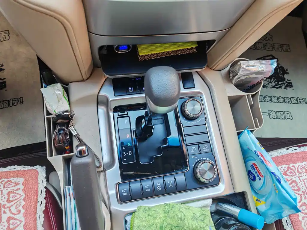 Toyota Land Cruiser — миниатюра 8