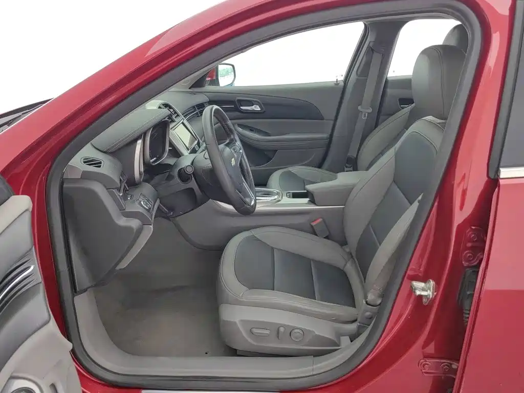 Chevrolet Malibu — миниатюра 10