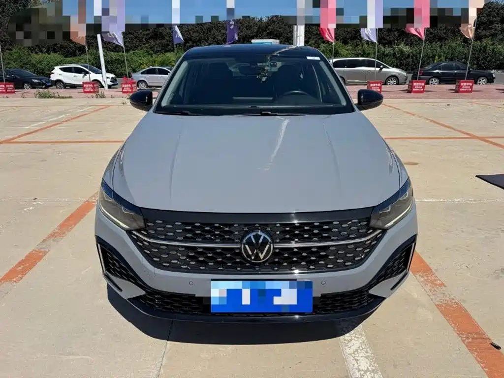 Volkswagen Lavida — миниатюра 2