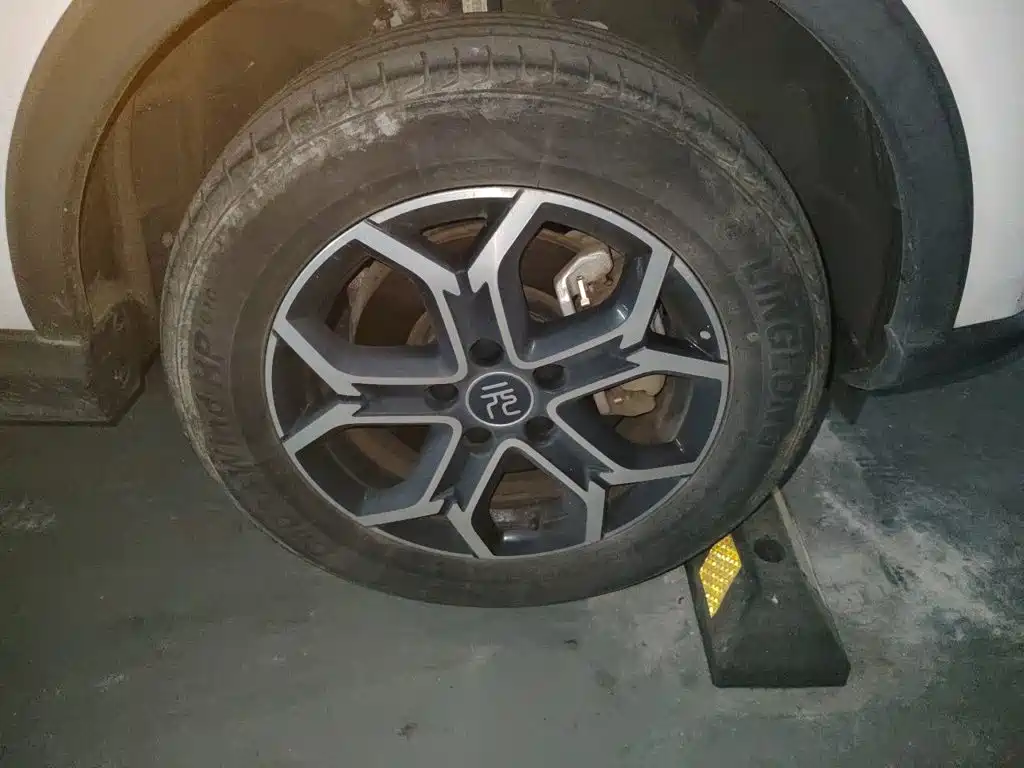 BYD Yuan Pro — миниатюра 8