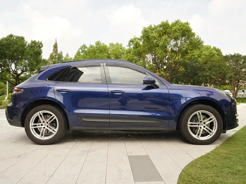 Porsche Macan — миниатюра 18