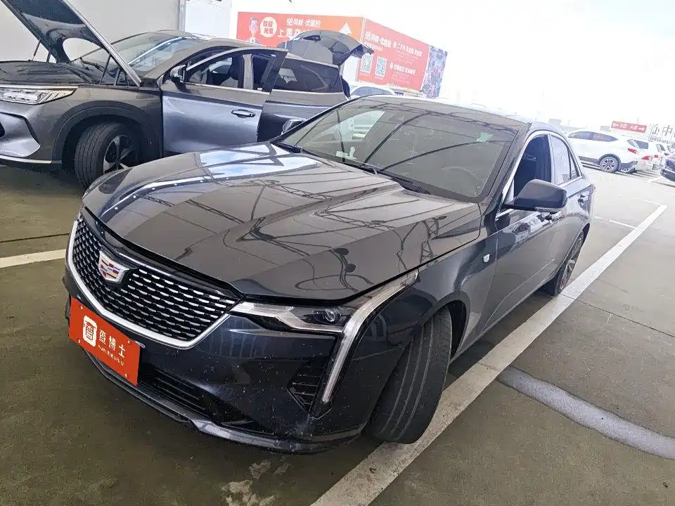 Cadillac CT4