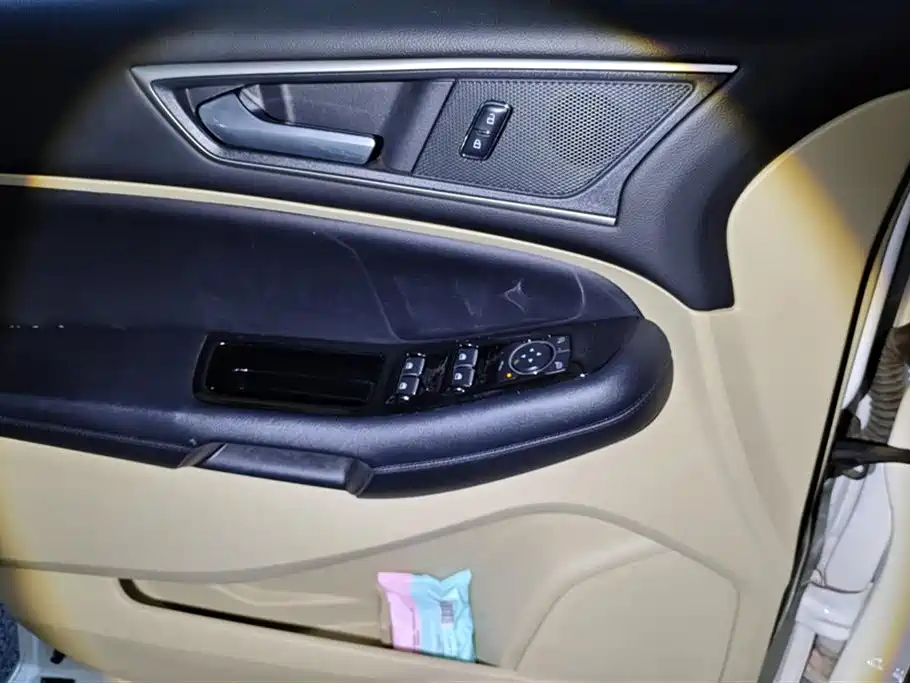 Ford Edge 2016 EcoBoost 245 5 мест