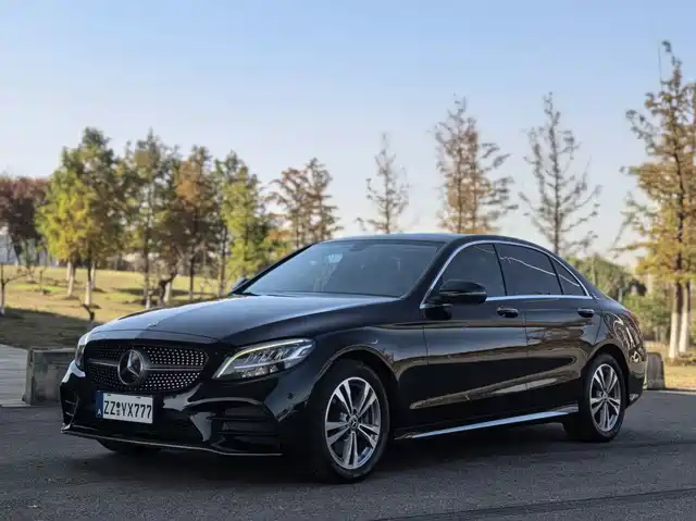 MERCEDES BENZ C CLASS