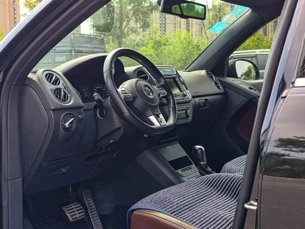Volkswagen Tiguan — миниатюра 11
